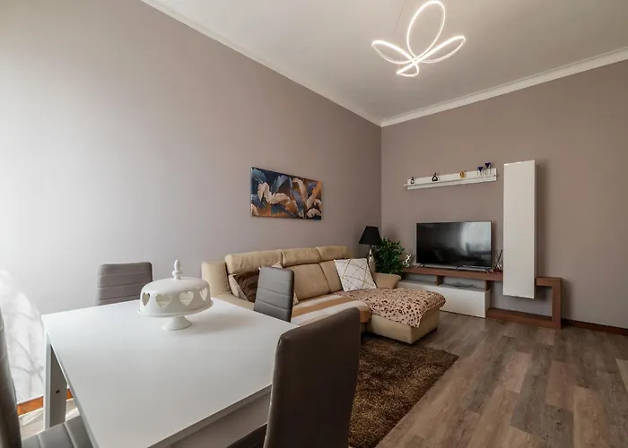 Guesthost - Monteverde Lovely Flat With Terrace *